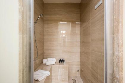 SPA Apartment Via Barberini - image 15