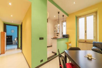 Pigneto Colourful Apartment - image 10