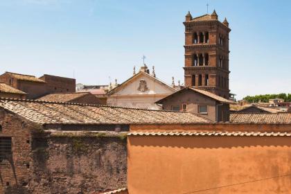 Santa Cecilia in Trastevere with Balcony - image 20