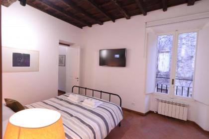 Lovely Navona Apartment - image 10