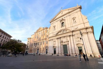 Lovely Navona Apartment - image 15