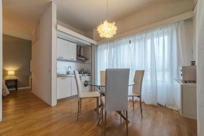 Sant'Angelo Modern Apartment - image 19