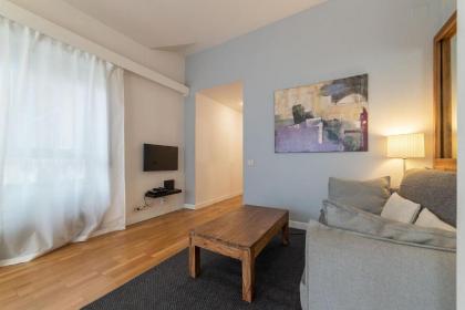 Sant'Angelo Modern Apartment - image 6