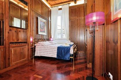 Pantheon Family Romantic Suite - image 6