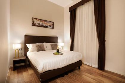 Elegant Rooms Roma - Guest House - image 18