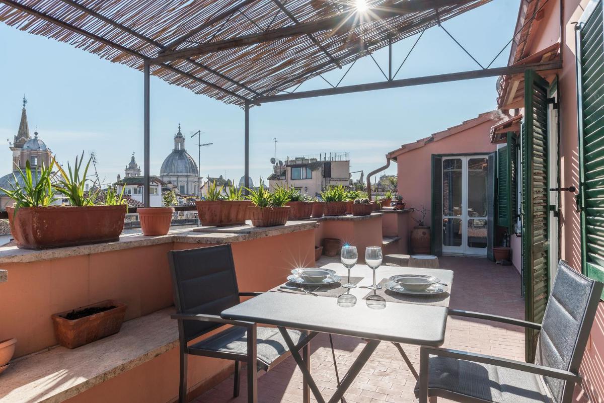 Piazza Navona Panoramic Penthouse - main image