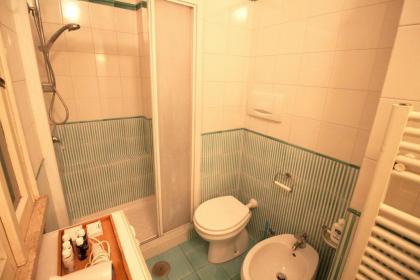 Family 2BR Apartment in Via Giulia - image 3