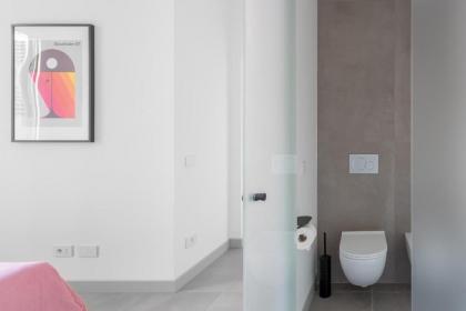 Twin Flowers apartment in San Giovanni - image 17