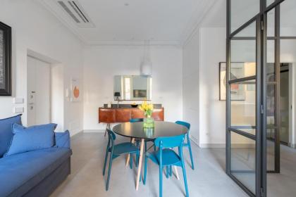 Twin Flowers apartment in San Giovanni - image 2