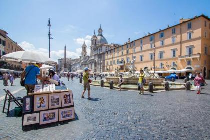 Nice Apartment Navona Square - image 13