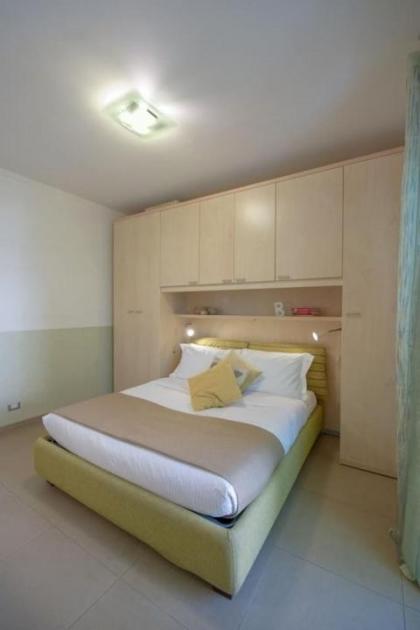 Sleek Apt in Testaccio near Ostiense train station - image 1