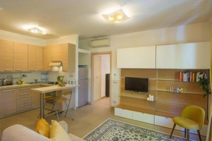 Sleek Apt in Testaccio near Ostiense train station - image 15