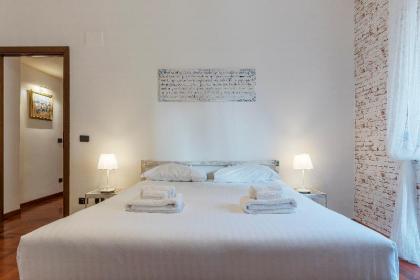 Portuense Bright Apartment - image 16