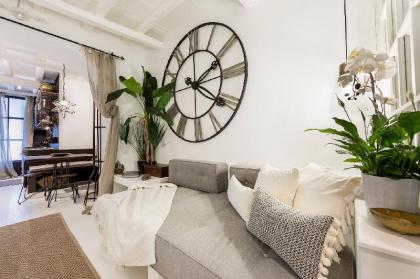 Trastevere Luxury&Charming Loft with Pvt Courtyard - image 16