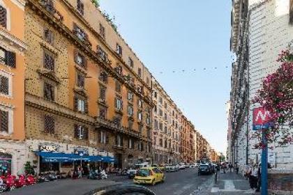 Colosseum Rooftop Studio - image 1