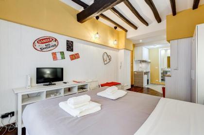 Trastevere Suite-Just Renewed - image 15