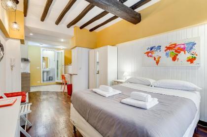 Trastevere Suite-Just Renewed - image 8