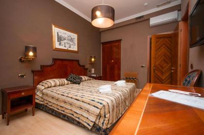 Vatican Top Accommodation - image 1