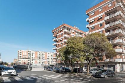 Pigneto & Malatesta Subway Flat - image 1