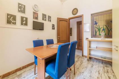 Piazza Vittorio Exclusive Apartment - image 10