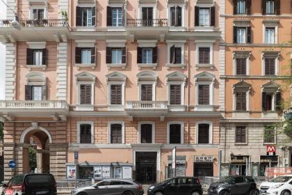 Piazza Vittorio Exclusive Apartment - image 16