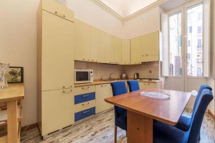 Piazza Vittorio Exclusive Apartment - image 4