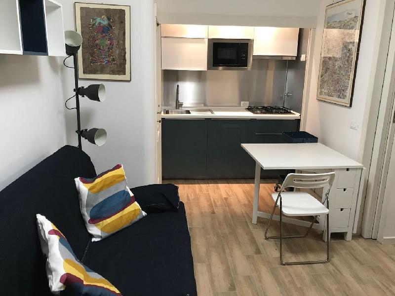 STUDIO APARTMENT BESIDE VATICAN MUSEUMS - image 2