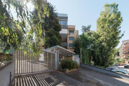 Modern Apartment Giardini Vaticani & S.Pietro - image 1