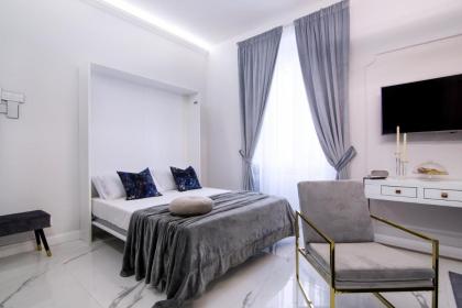 Roma Deluxe Apartments - image 15