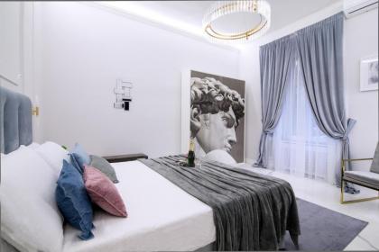 Roma Deluxe Apartments - image 18