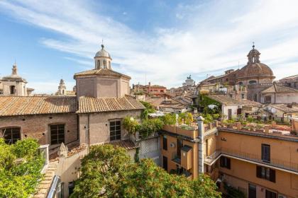 Amazing New Penthouse with terrace Jewish Ghetto - image 6