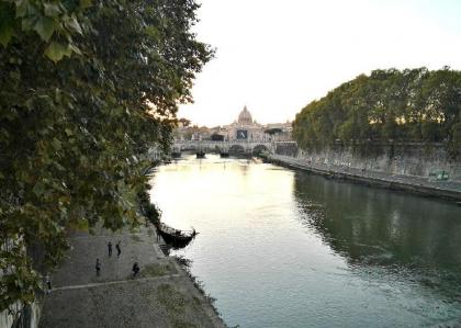 VaticanSantamaura39-Modern Studio flat near museum - image 10