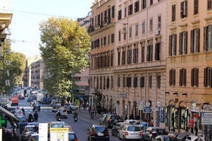 VaticanSantamaura39-Modern Studio flat near museum - image 14