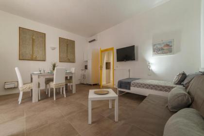 San Lorenzo Modern Flat - image 18