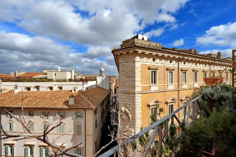 Campo de Fiori Lovely Apartment - image 7