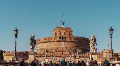 Domus Quiritum Elite Vatican luxury apartment - image 10