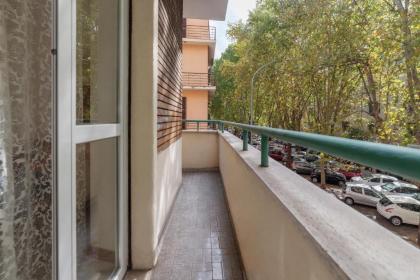 Piazza Re di Roma Apartment - image 11