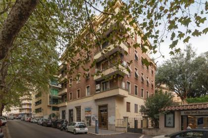 Piazza Re di Roma Apartment - image 4