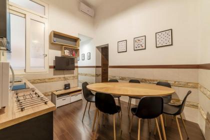 Roma Termini Big Apartment - image 10