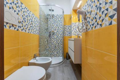 Roma Termini Big Apartment - image 11