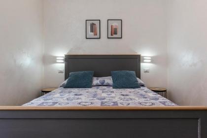 Roma Termini Big Apartment - image 15