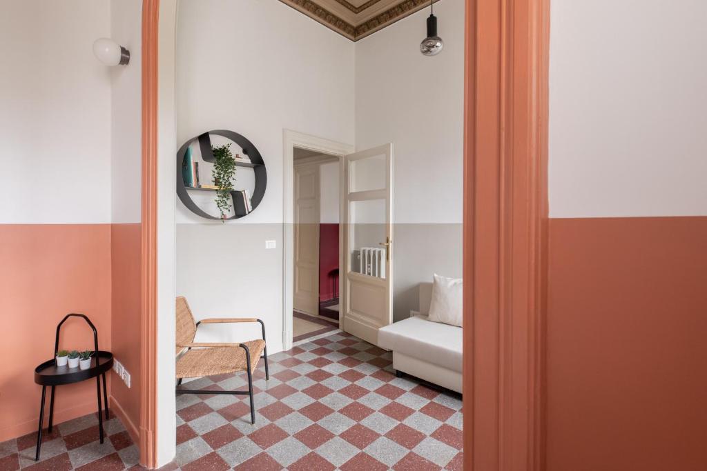 iFlat Sunny and Colorful Esquilino Apartment - image 3