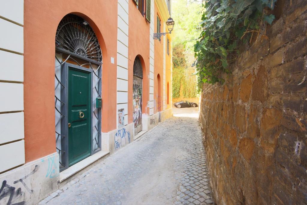 Quiet and Cozy Trastevere Hideaway - main image