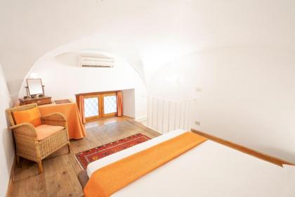 Quiet and Cozy Trastevere Hideaway - image 15