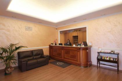 Hotel Euro House Suites - image 16