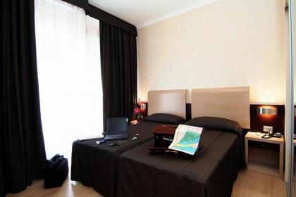 Hotel Euro House Suites - image 4