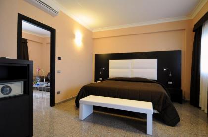 Hotel Euro House Suites - image 6