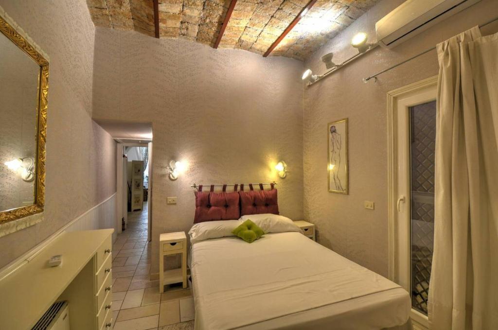 Navona Fico Apartment - image 2