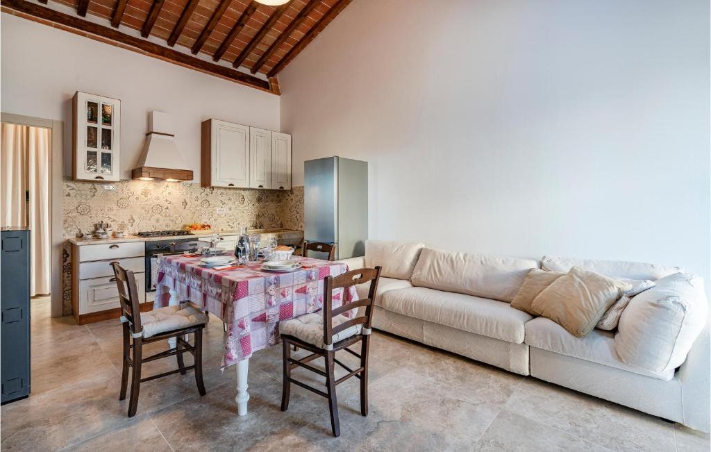 Beautiful home in Colle di Val d'Elsa with Outdoor swimming pool and 2 Bedrooms - main image