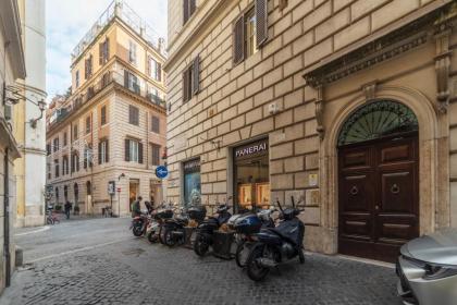 Piazza di Spagna Elegant Apartment - image 3